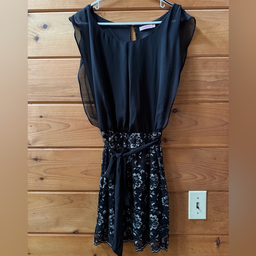 Candie's Black and White Floral Midi Dress